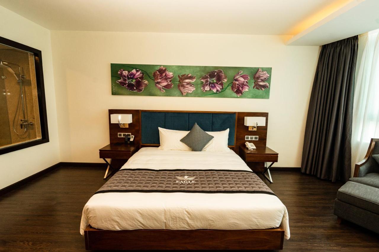 Eagle Hotel Dai Tiet Екстер'єр фото