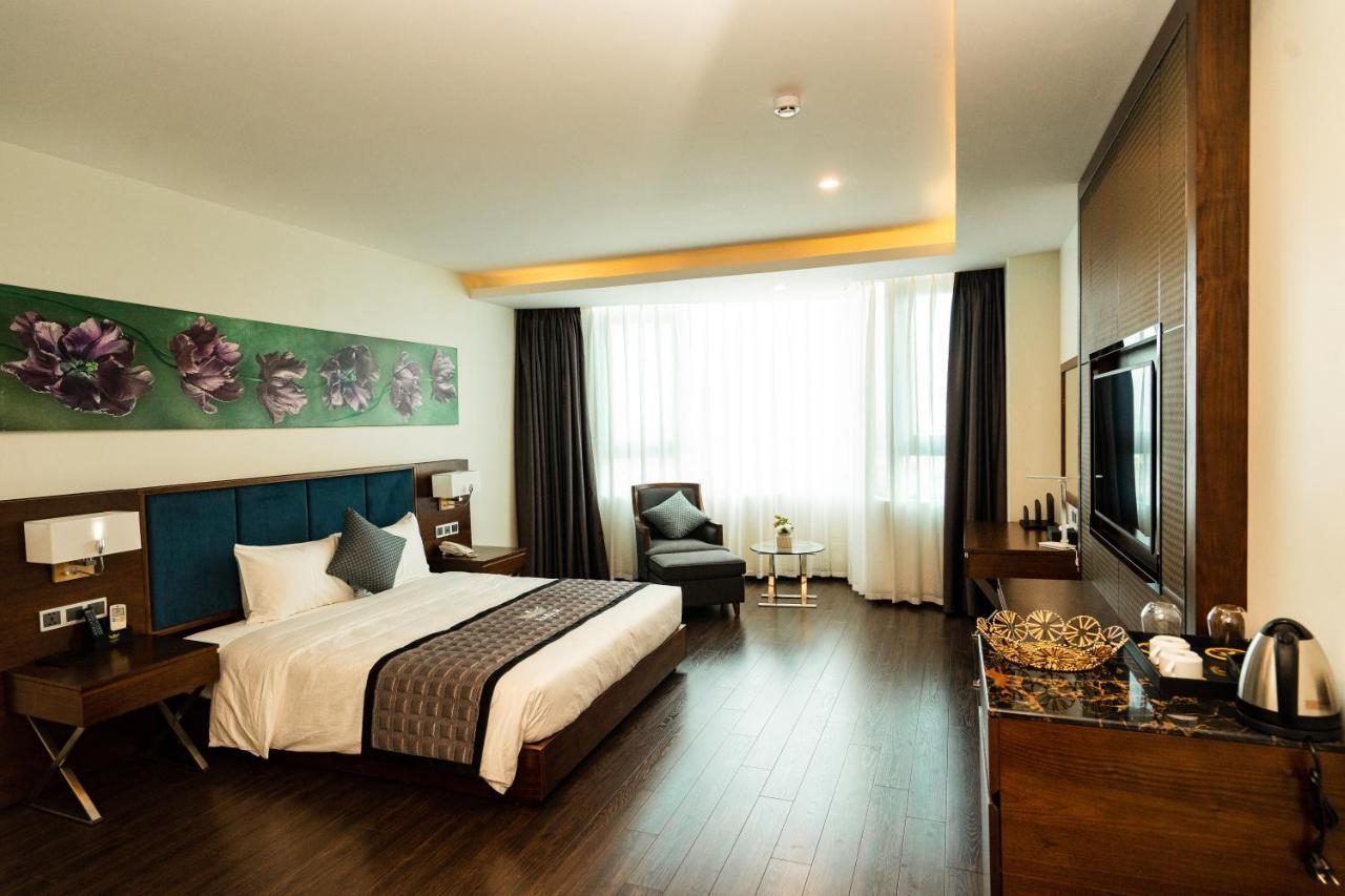 Eagle Hotel Dai Tiet Екстер'єр фото