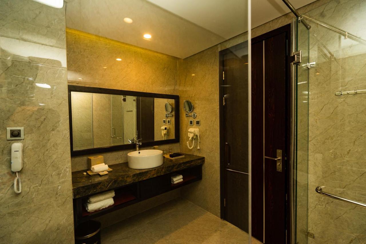 Eagle Hotel Dai Tiet Екстер'єр фото