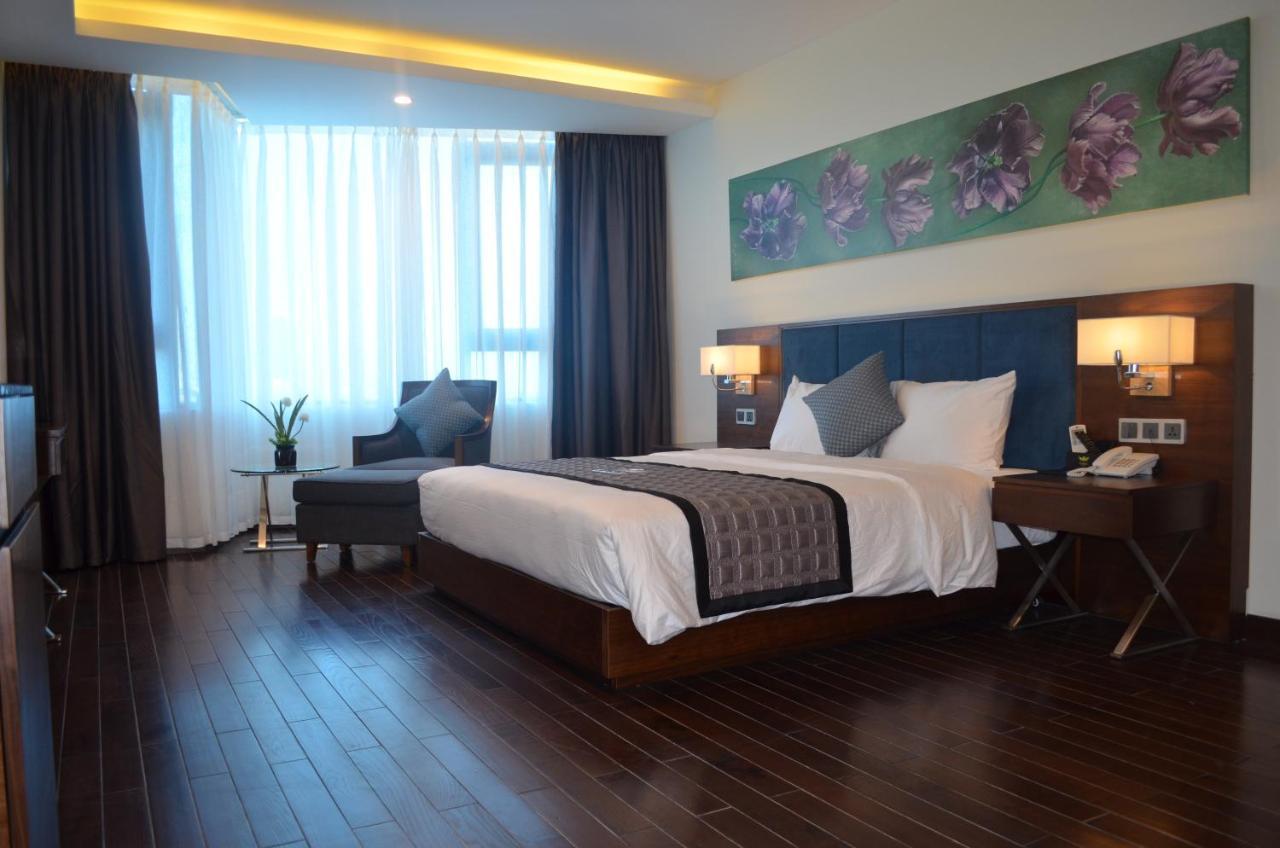 Eagle Hotel Dai Tiet Екстер'єр фото